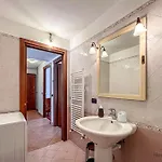 - Beaches 250m - Train Station 1 Min - Air Conditioning - Wifi