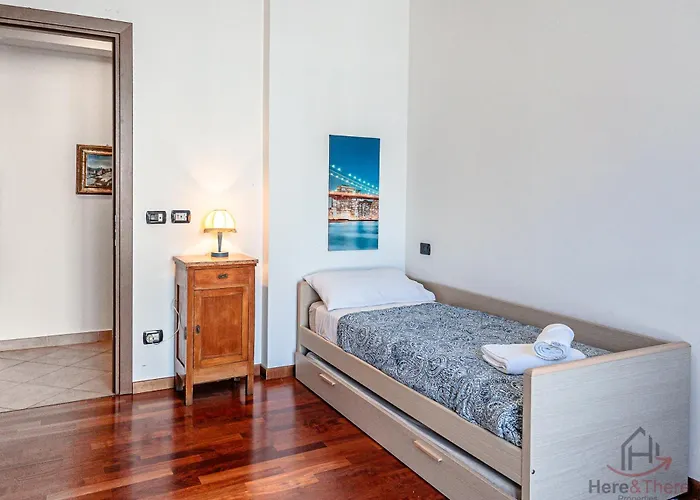 아파트 - Beaches 250m - Train Station 1 Min - Air Conditioning - Wifi *