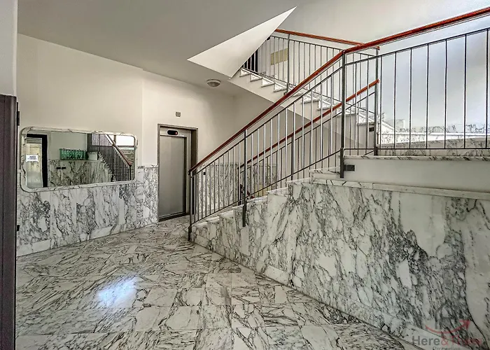 - Beaches 250m - Train Station 1 Min - Air Conditioning - Wifi *